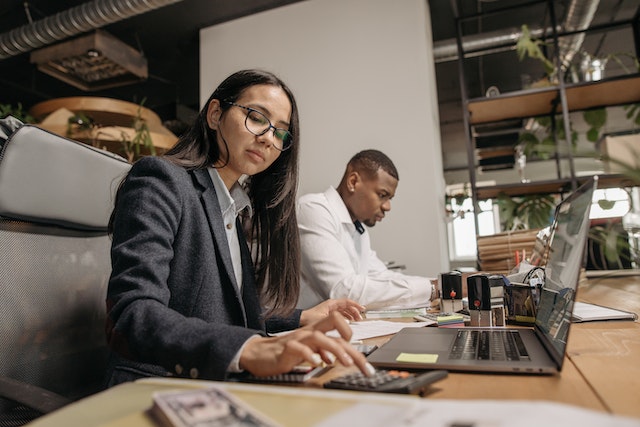 Tool like Absolute Engagement for Wealth Managers but for Legal?